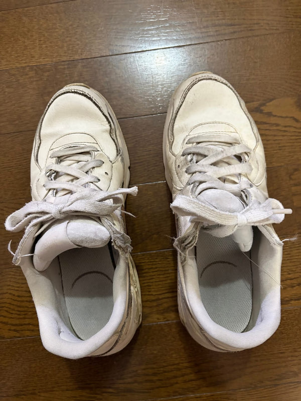 Customer photo of Premium Shoe Shampoo 200ml (~6.76 fl oz)